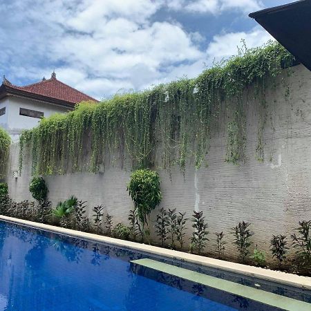 Segara Villas Kuta  Exterior photo